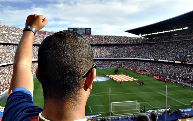 Få skarpe kommentarer og fodbold debat